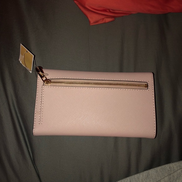 Micheal Kors Wallet - Picture 3 of 3